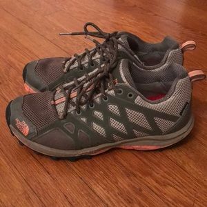 The North Face Women’s Hedgehog Gore-Tex shoes 8.5
